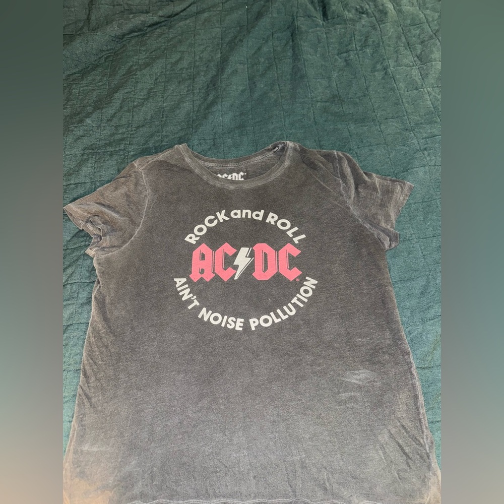 AC/DC Black Vintage Rock Tee Short Sleeve